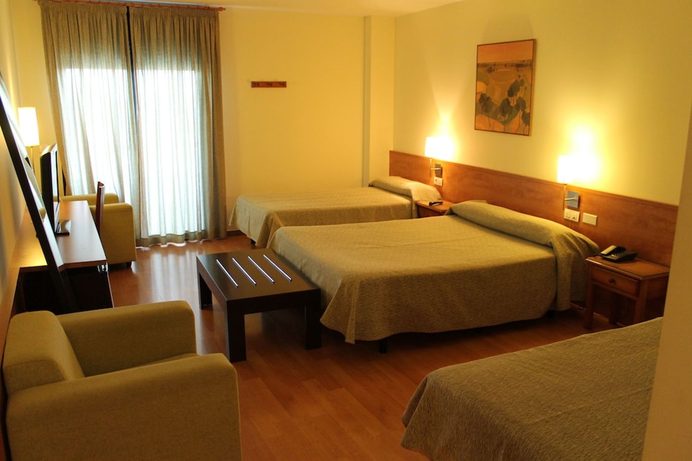 expedia-3165894-14