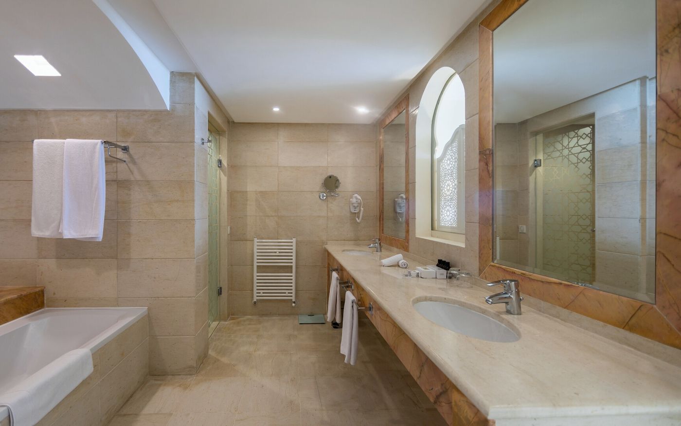 ROYAL TULIP Korbous 05.03