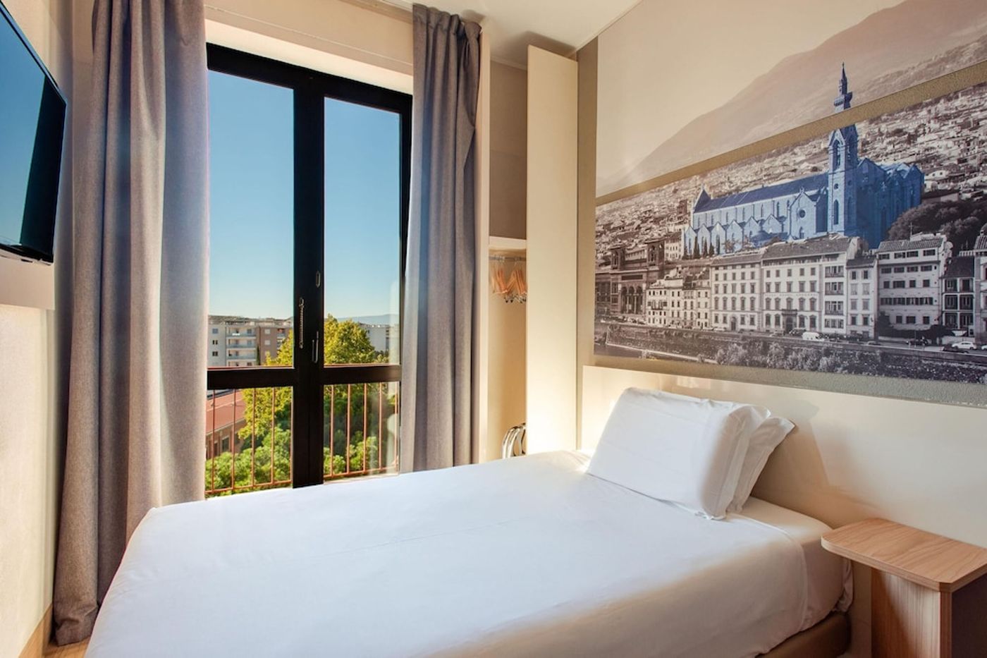 expedia-3165505-12