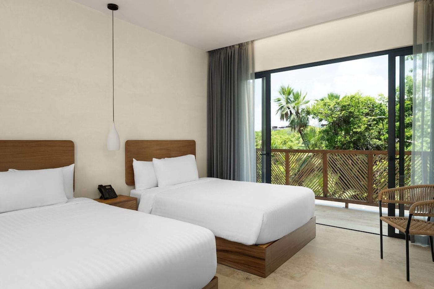 expedia-3166865-17