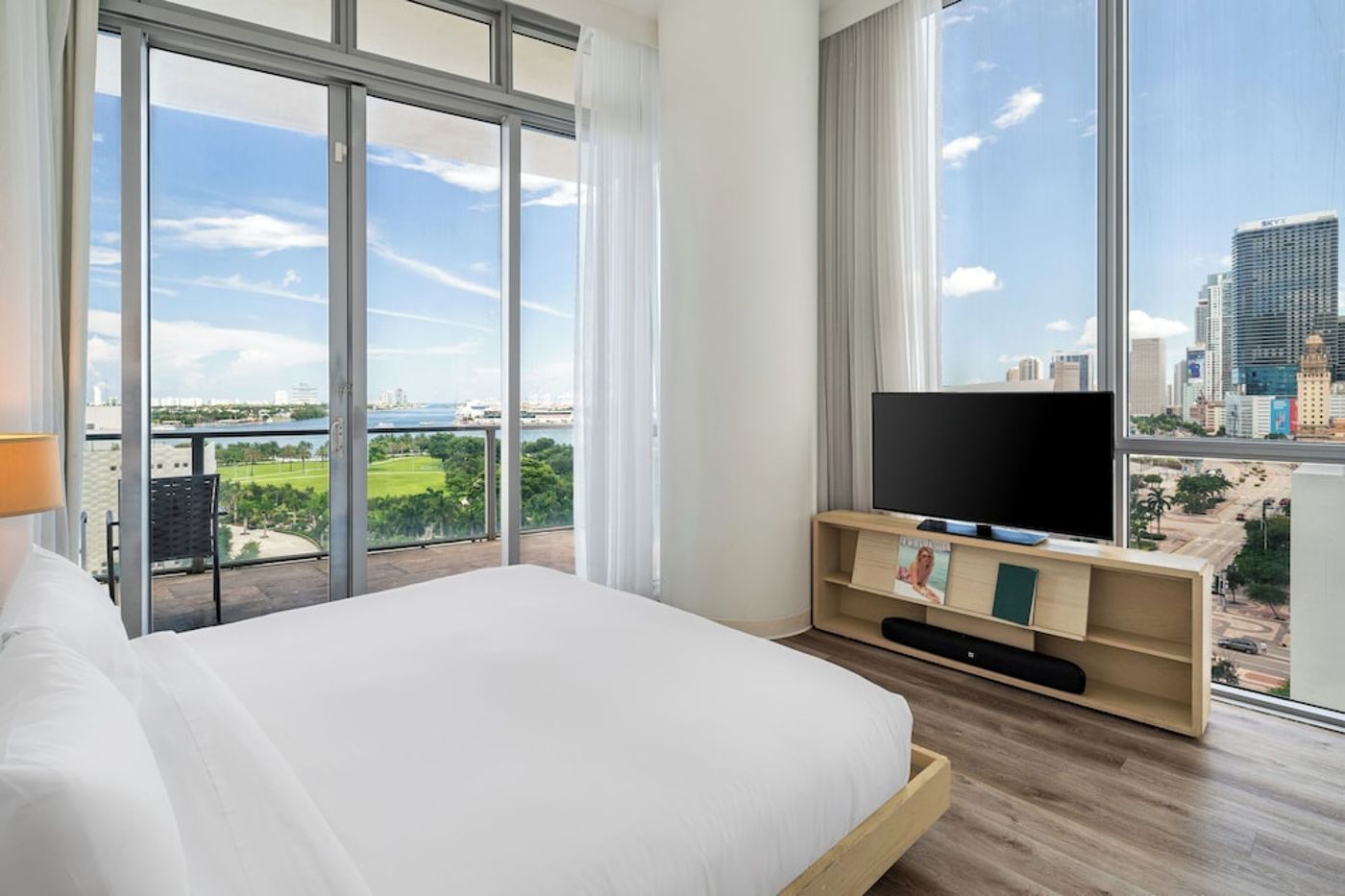 expedia-3159878-25