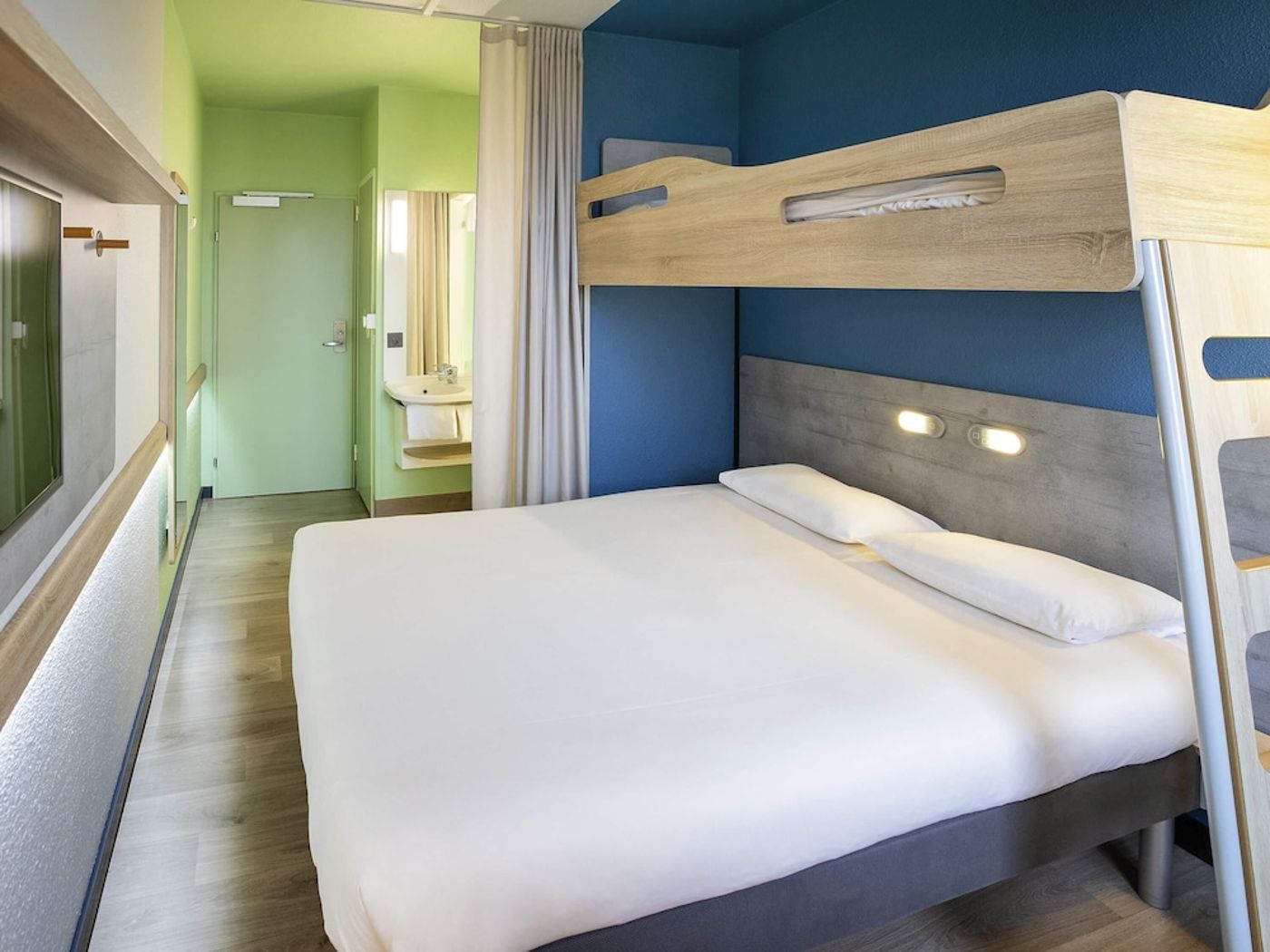 expedia-3165666-13