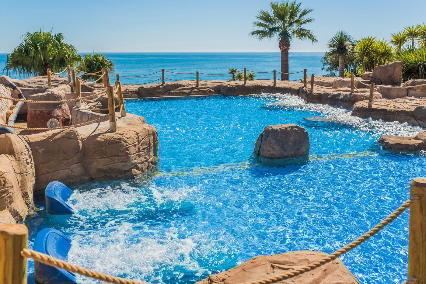 21.04.26 Holiday World Polynesia