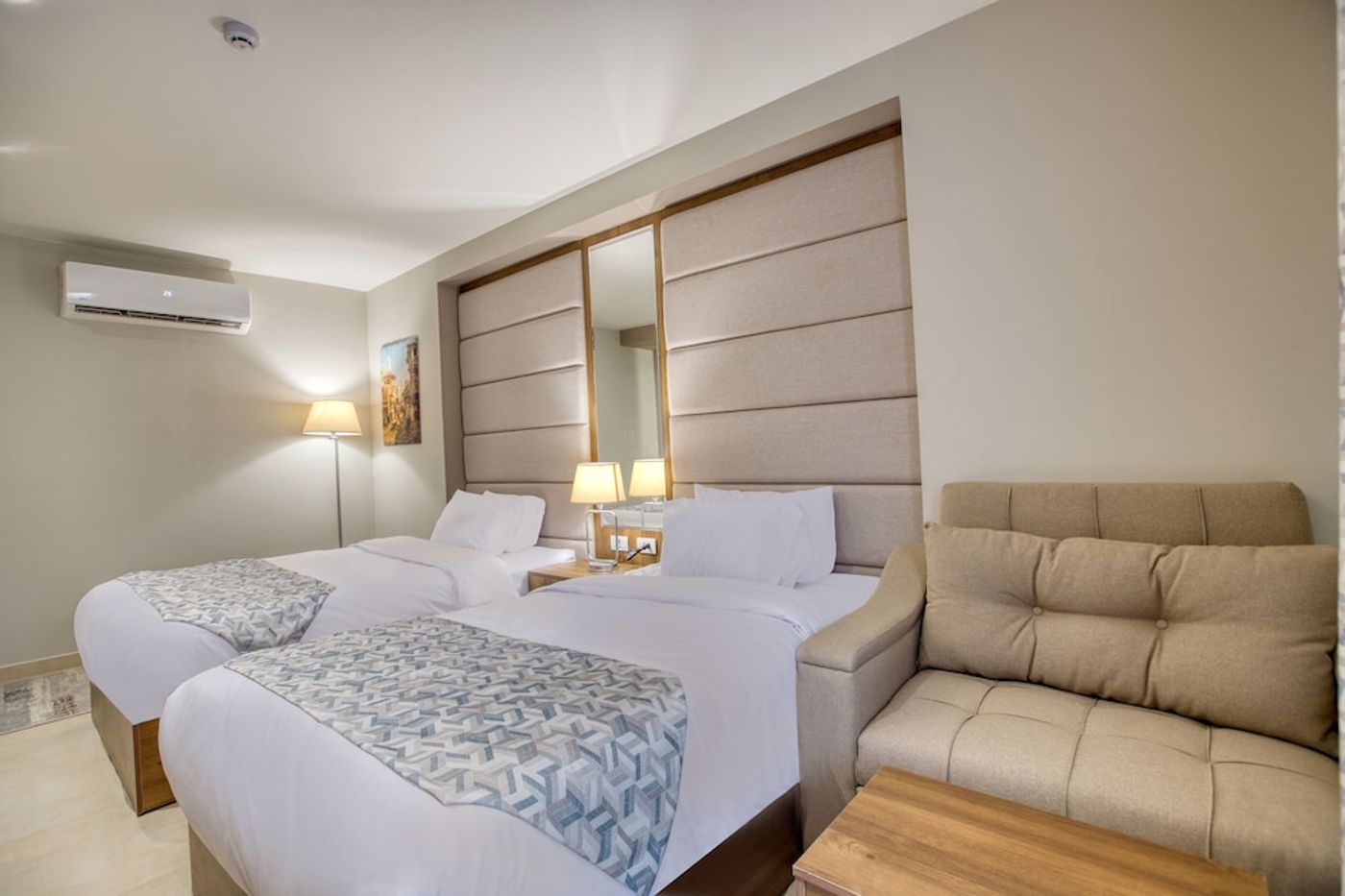 expedia-3162993-16