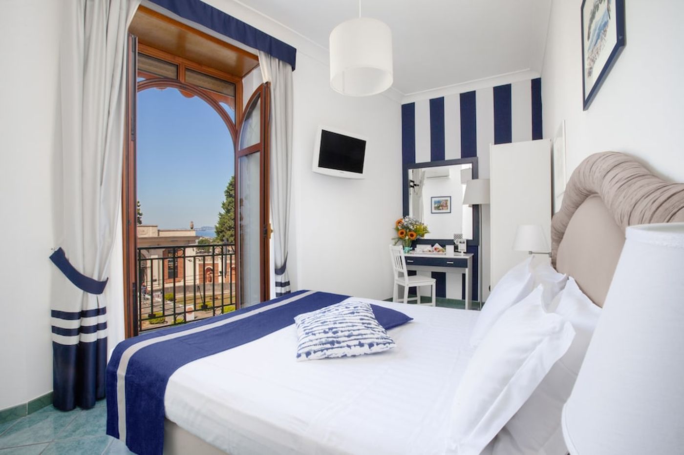 expedia-3162387-6