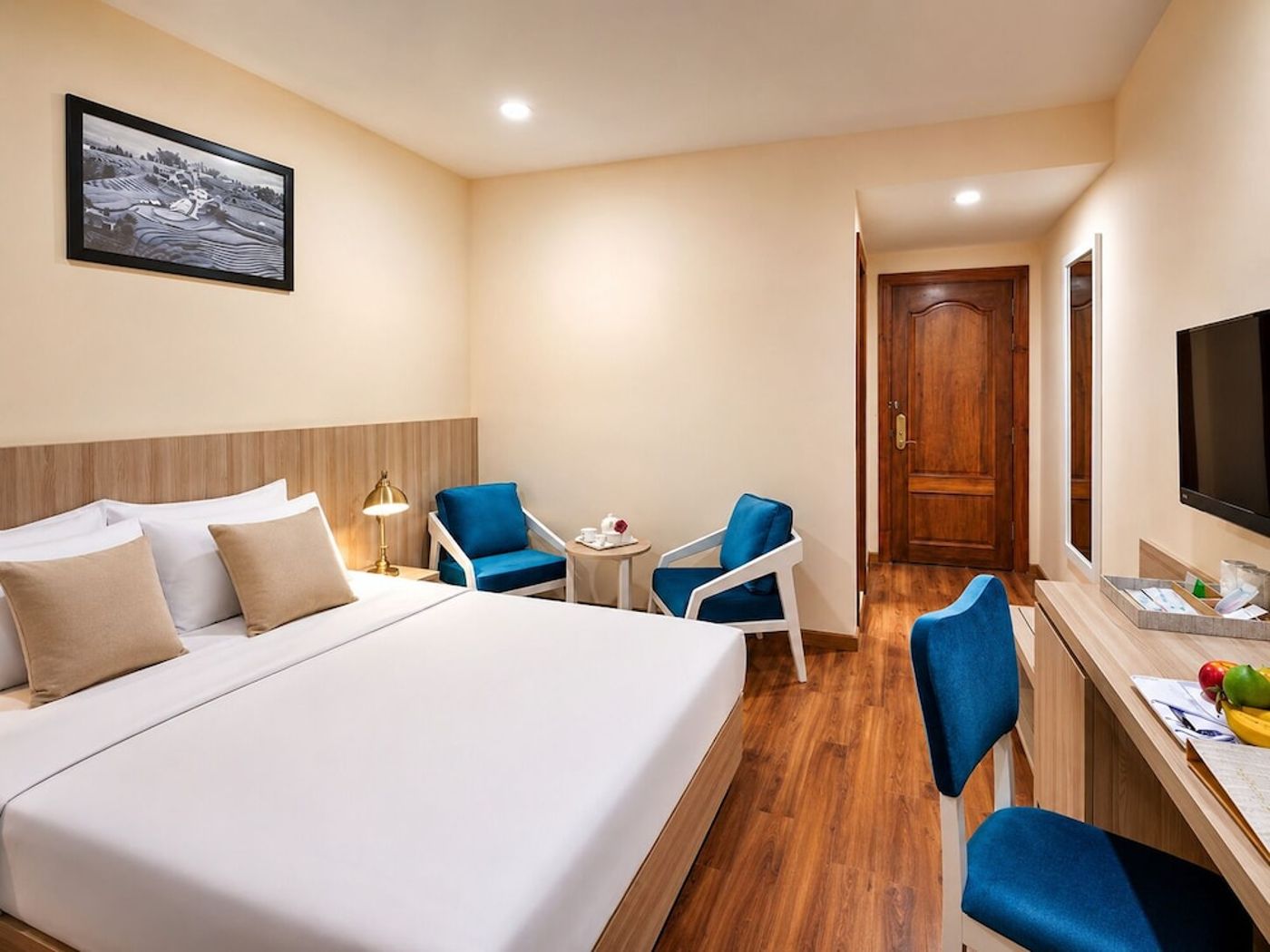 expedia-3163127-28