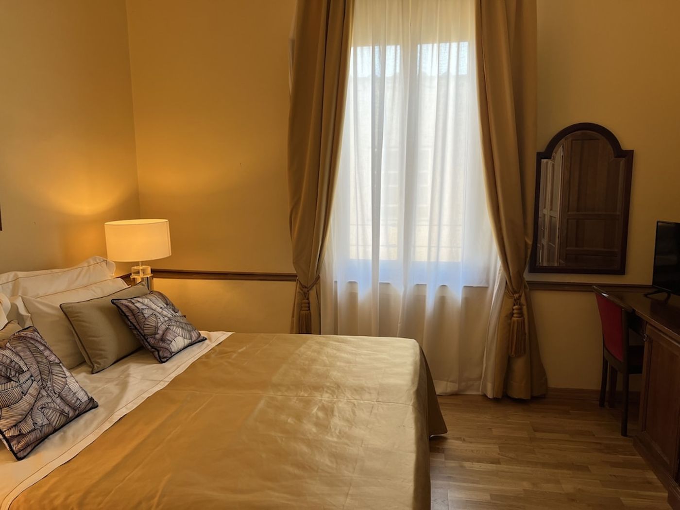 expedia-3160588-4
