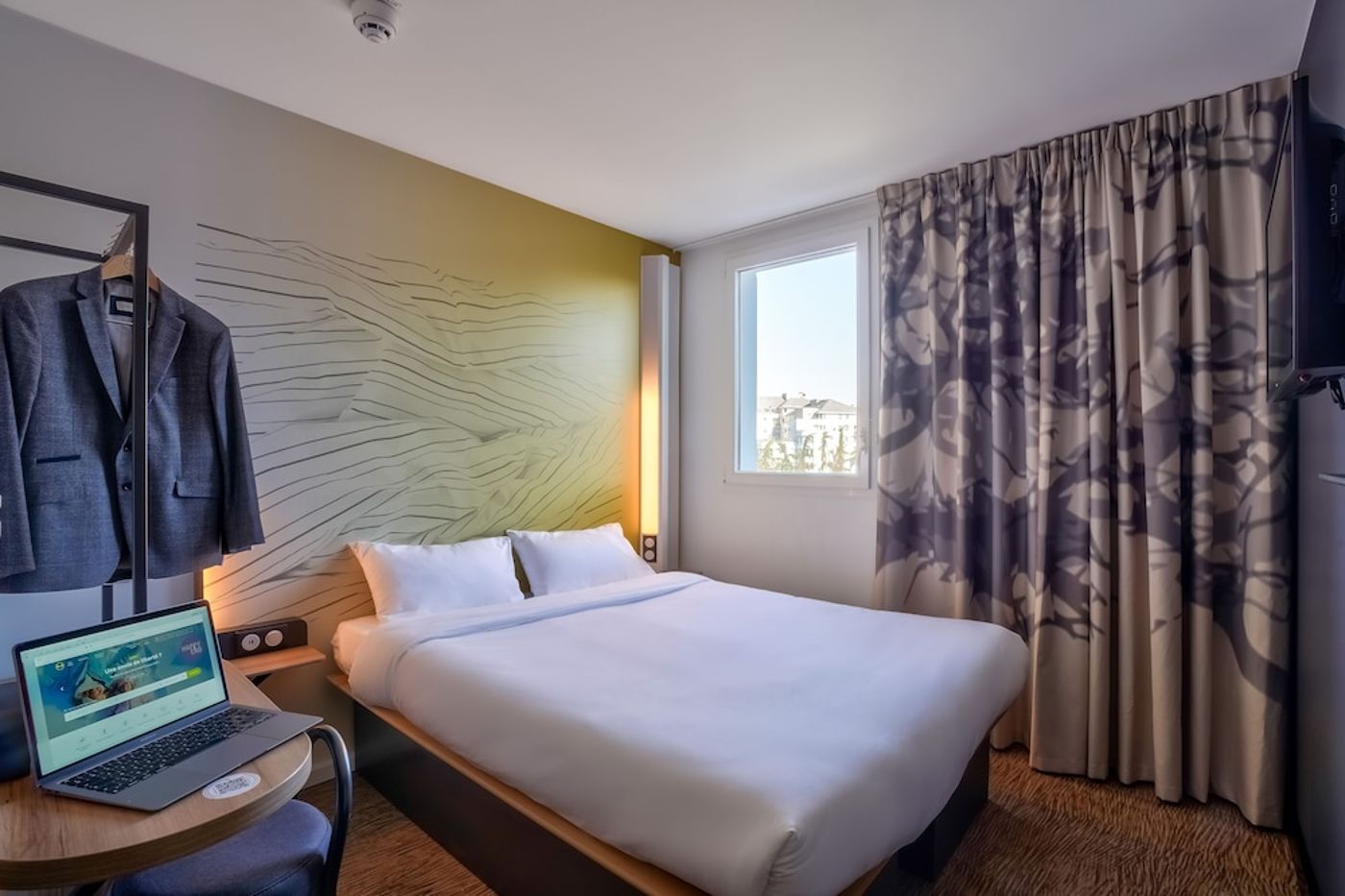 expedia-3162598-12