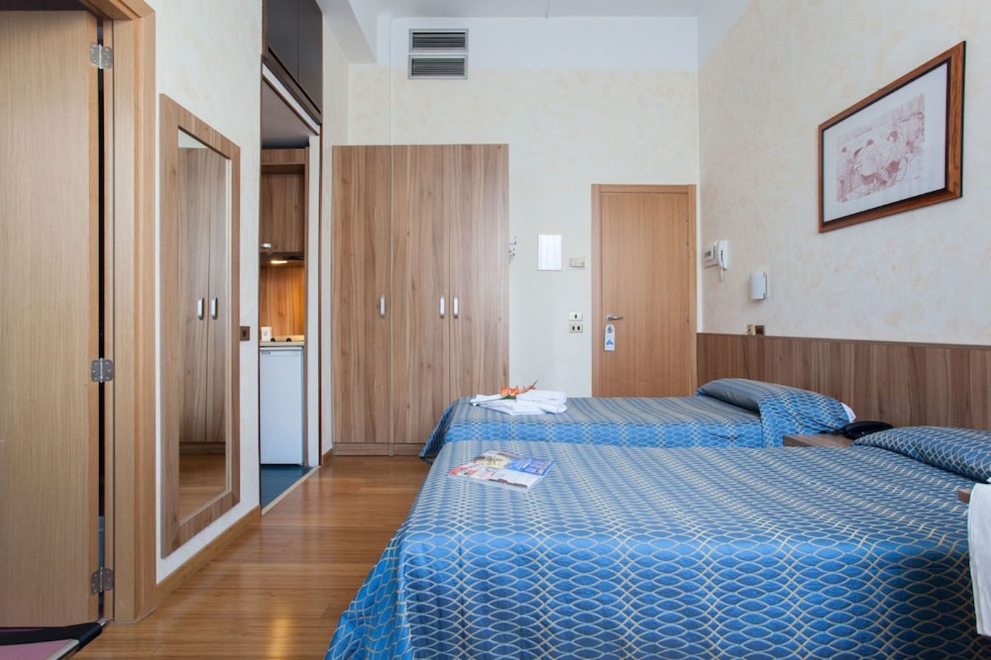 expedia-3159921-20