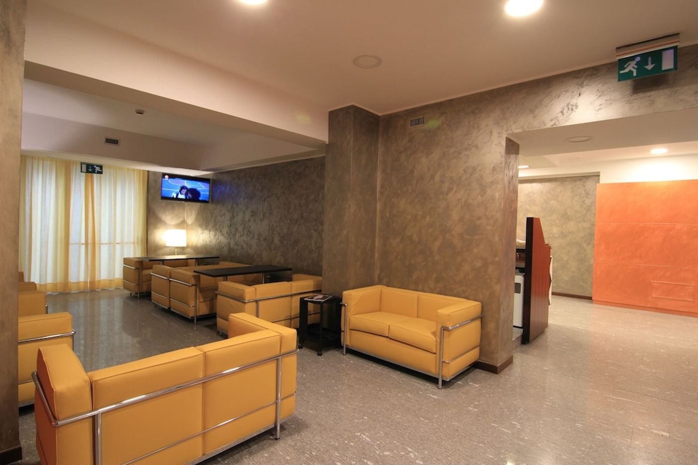 expedia-3163478-6