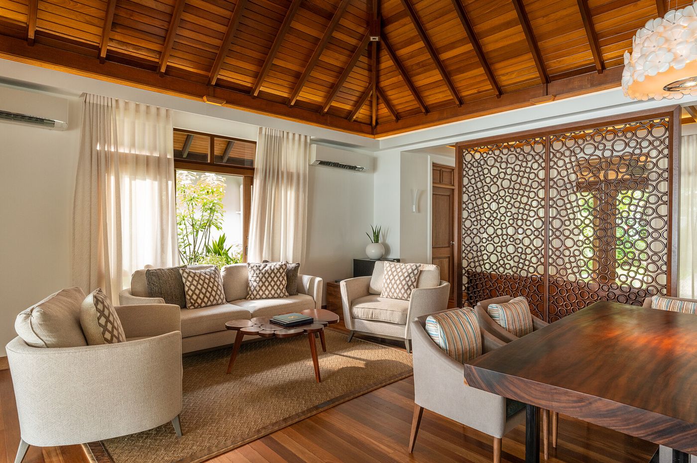 Kurumba Maldives 12.03