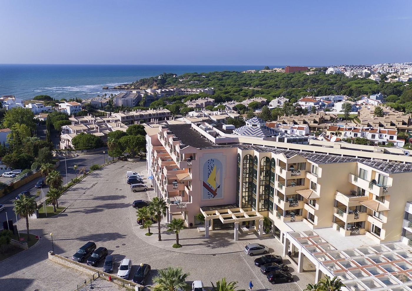 20.04.26  Balaia Plaza