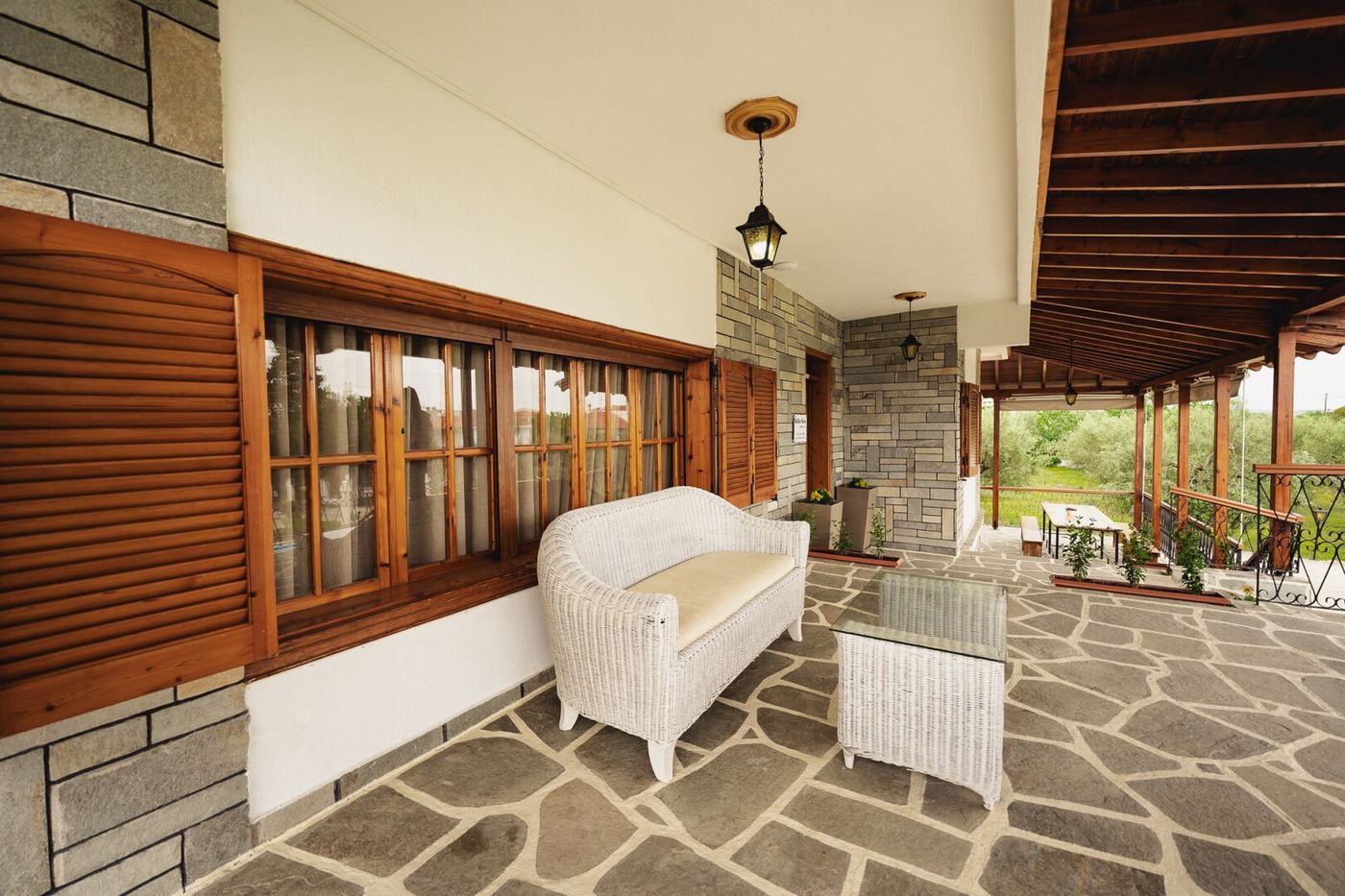 Kalisun Pool House By Georgalas 