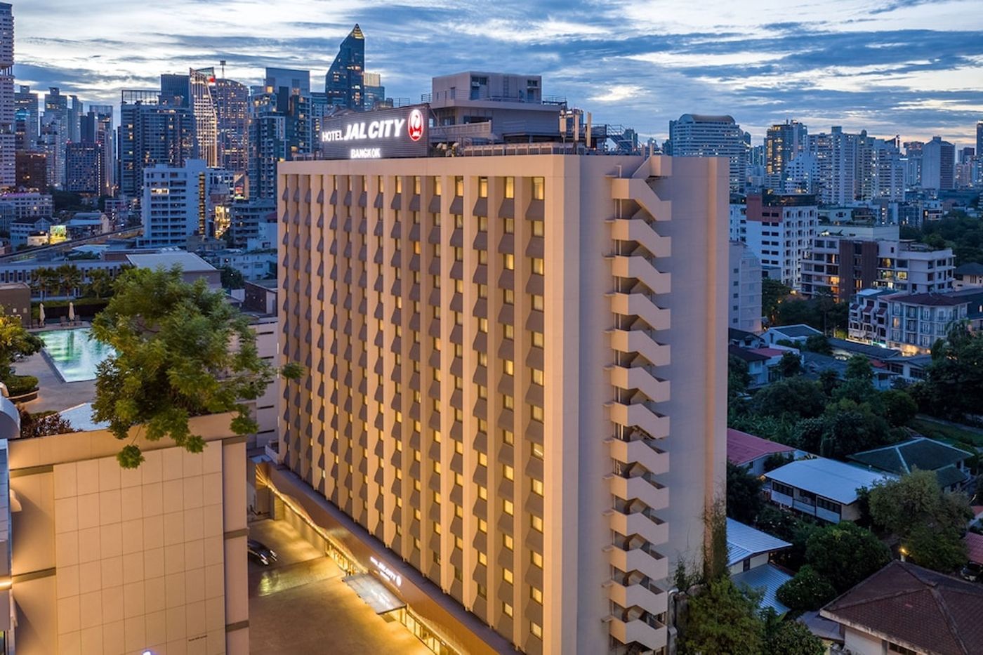 expedia-3165730-6