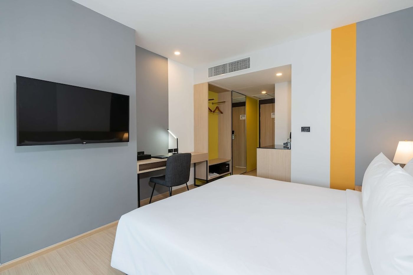 expedia-3165411-10