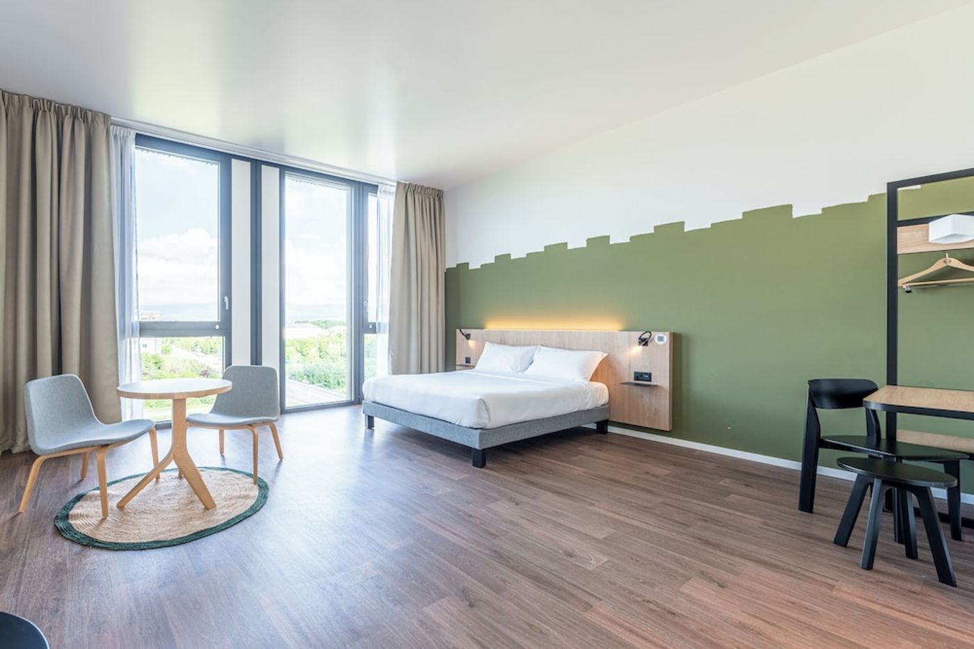 expedia-3164900-12