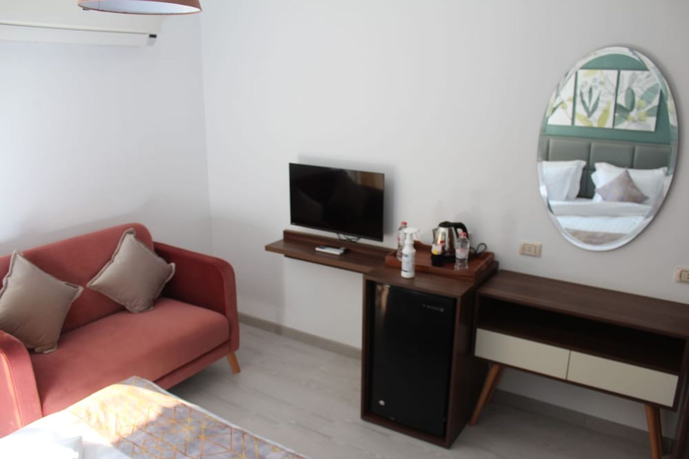 expedia-3163005-12