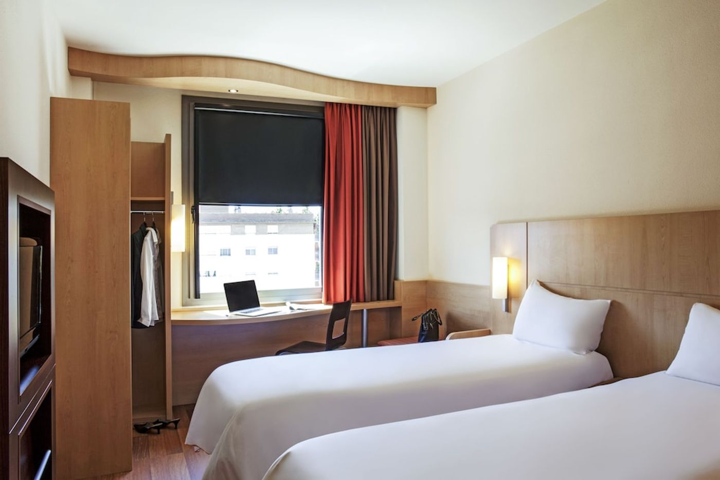 expedia-3159994-26