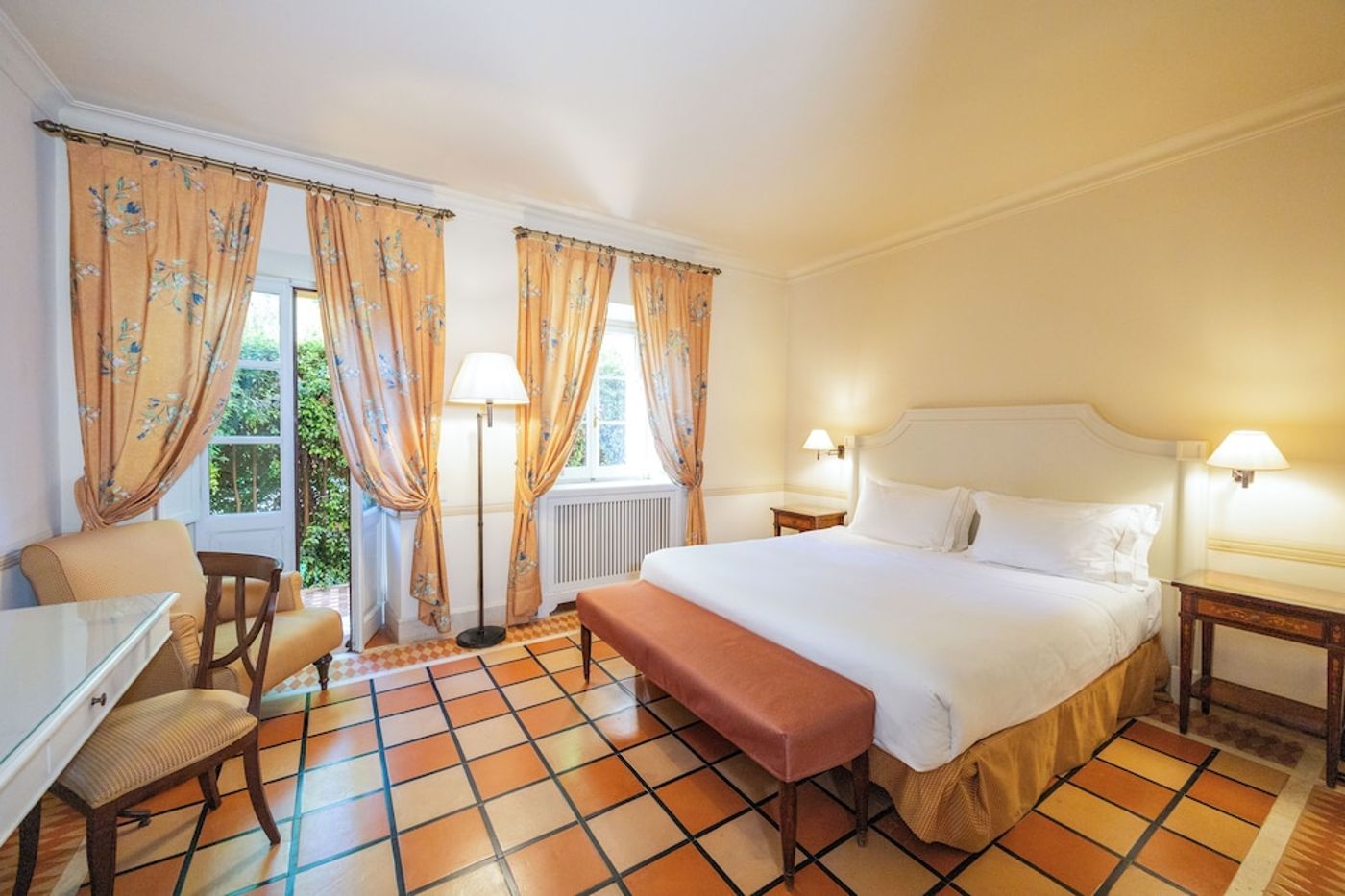 expedia-3160019-20