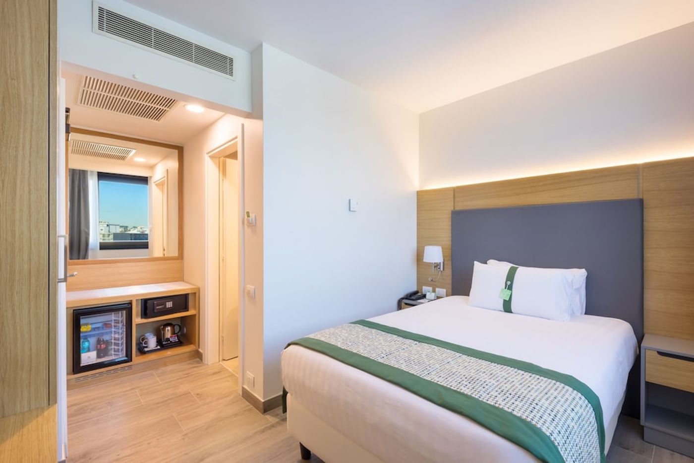 expedia-3158161-28
