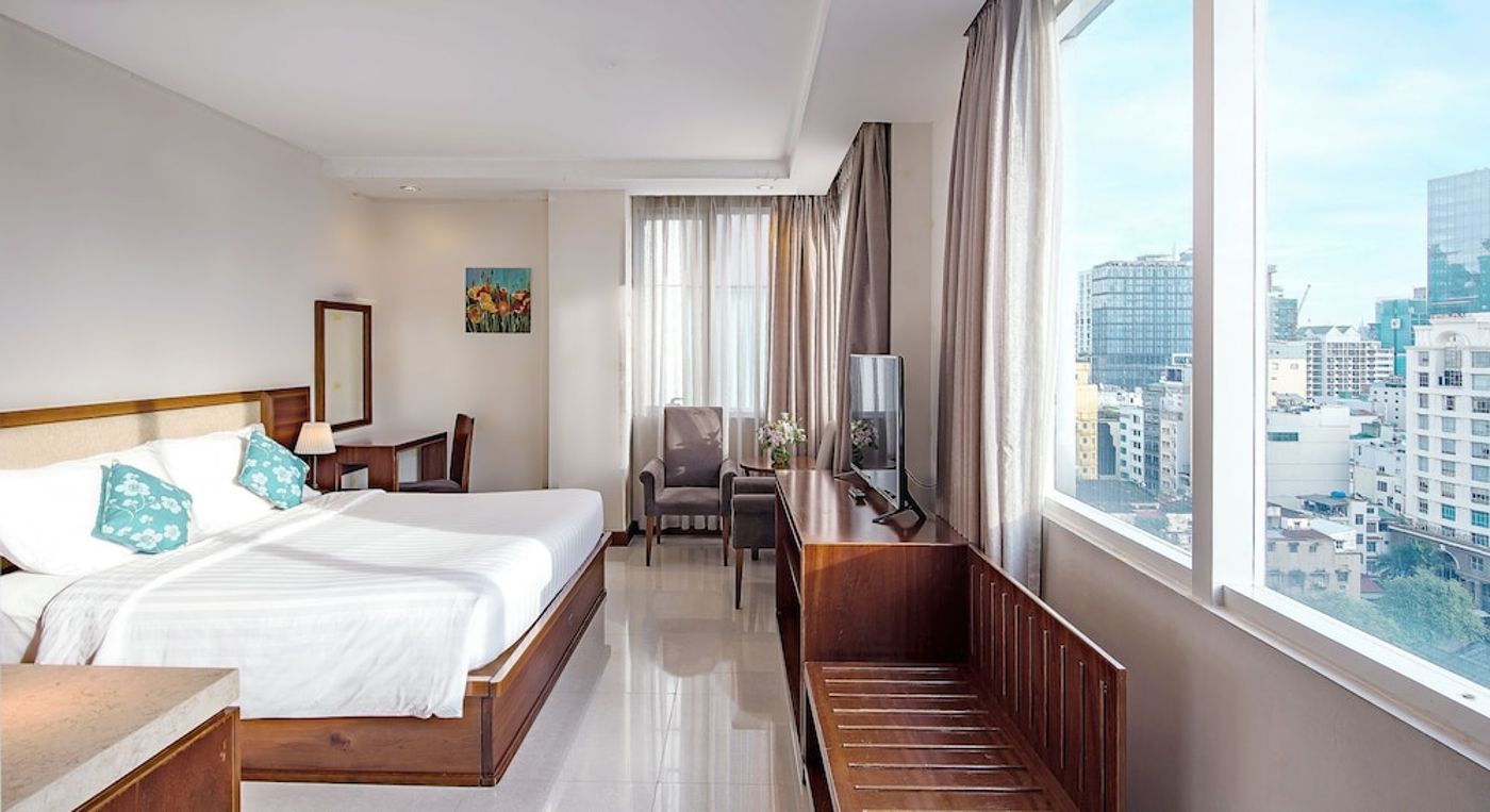expedia-3163140-4