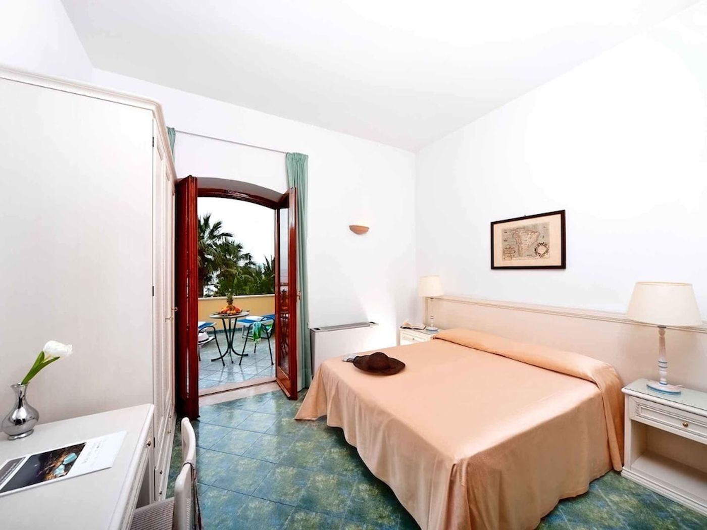 expedia-3166183-16