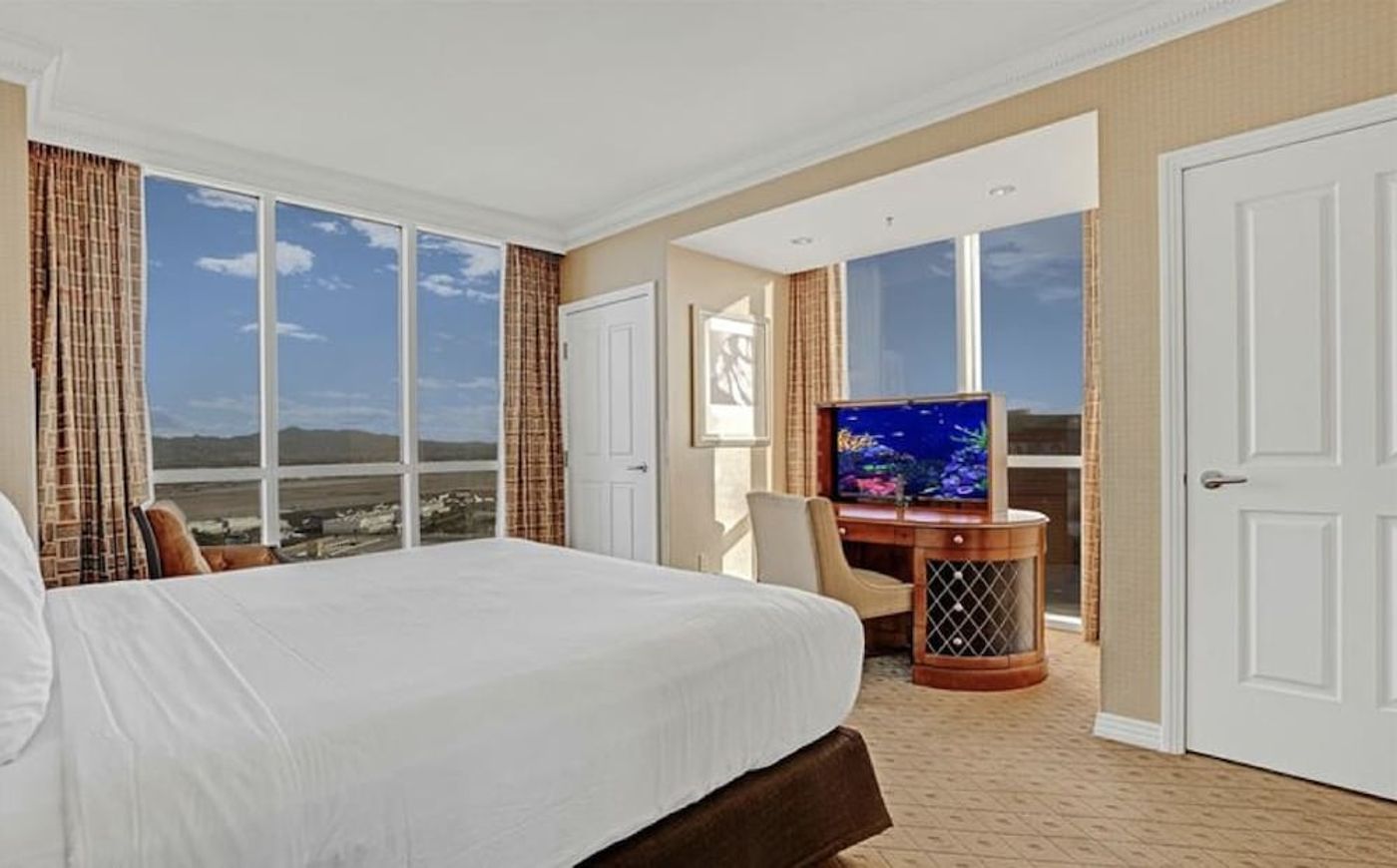 expedia-3161429-13