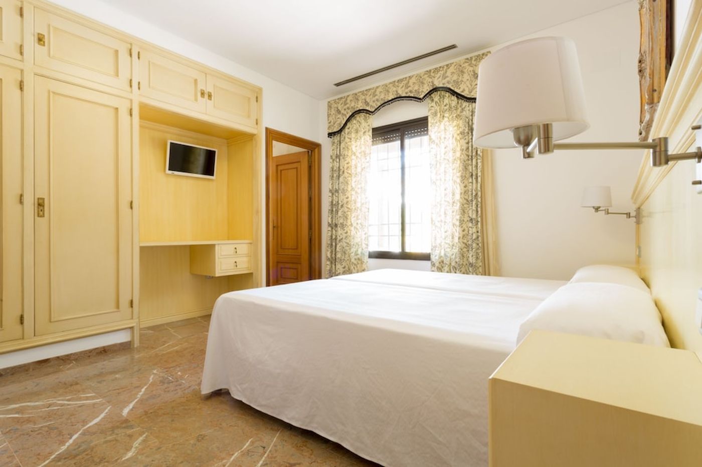 expedia-3160448-12