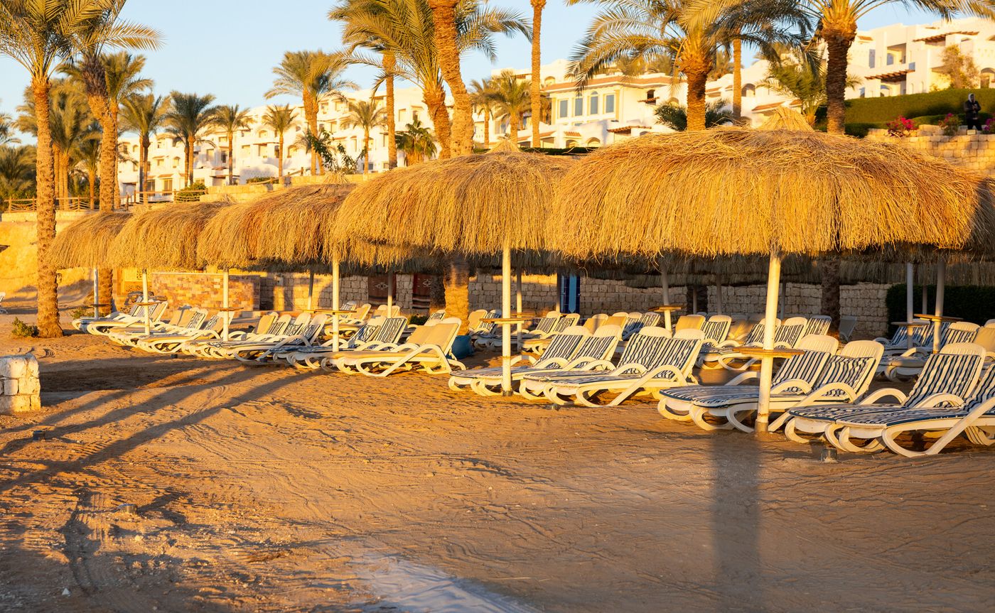 Continental Plaza Beach 11.05