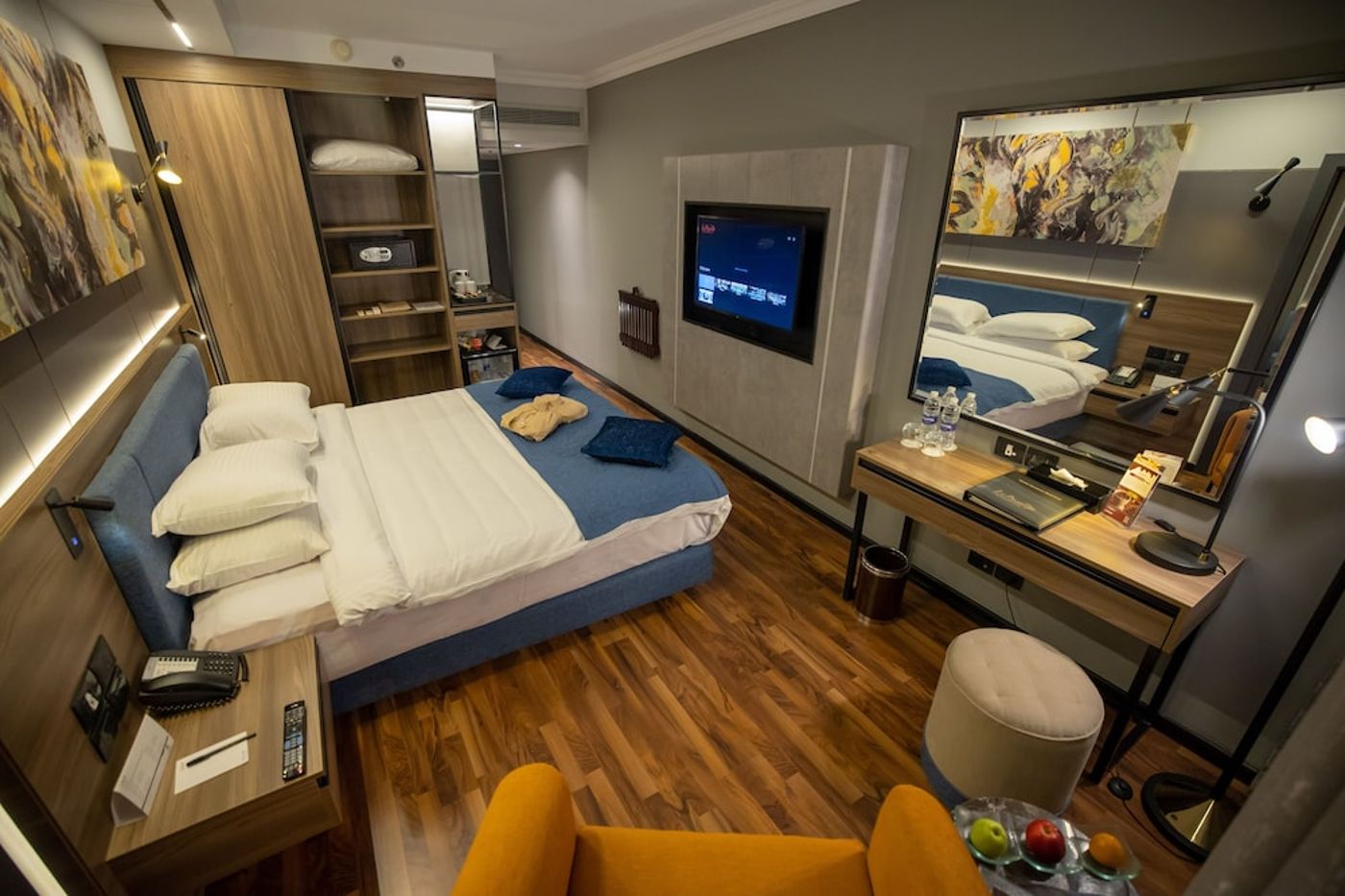 expedia-3159760-28