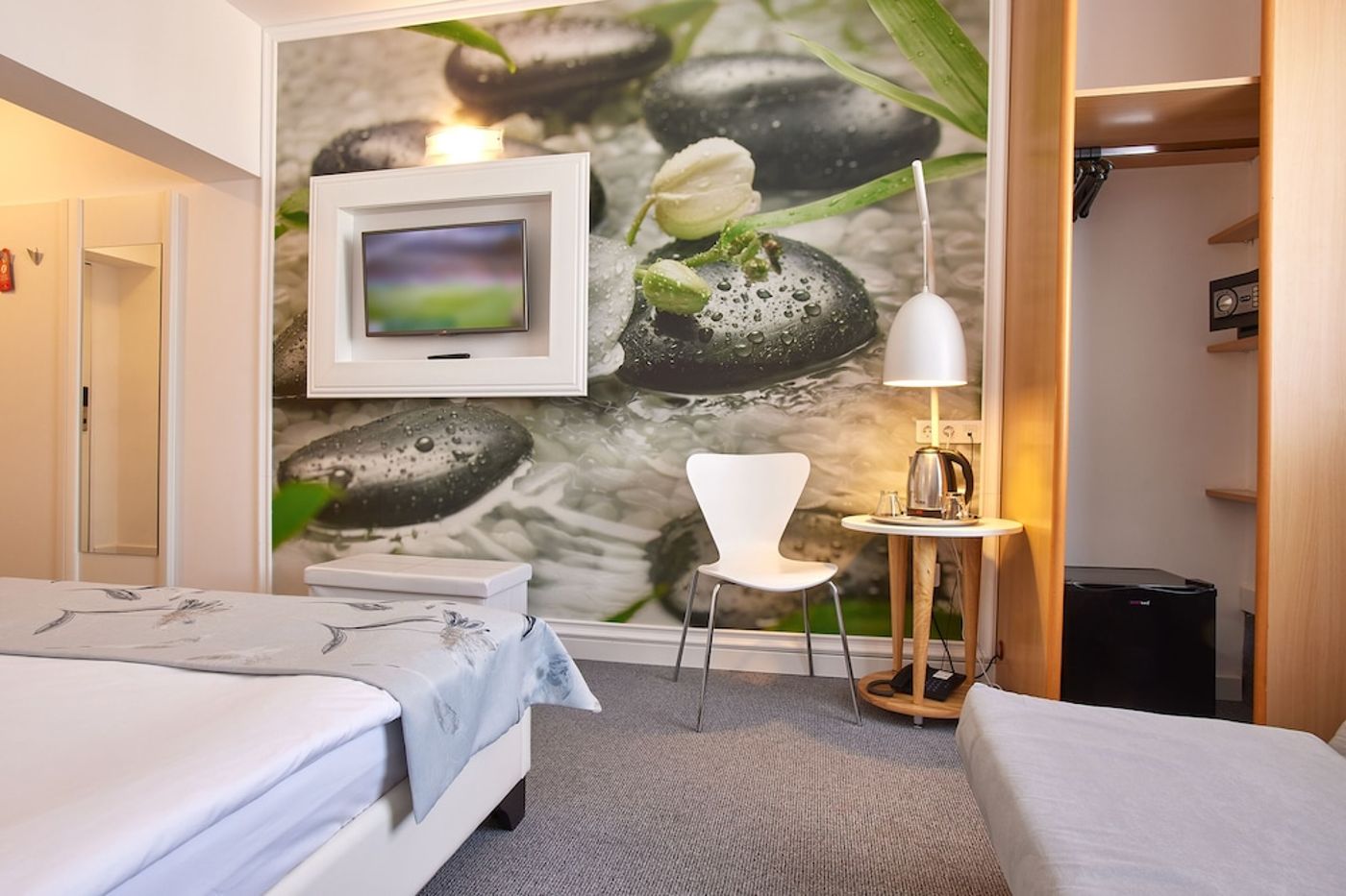 expedia-3166075-23