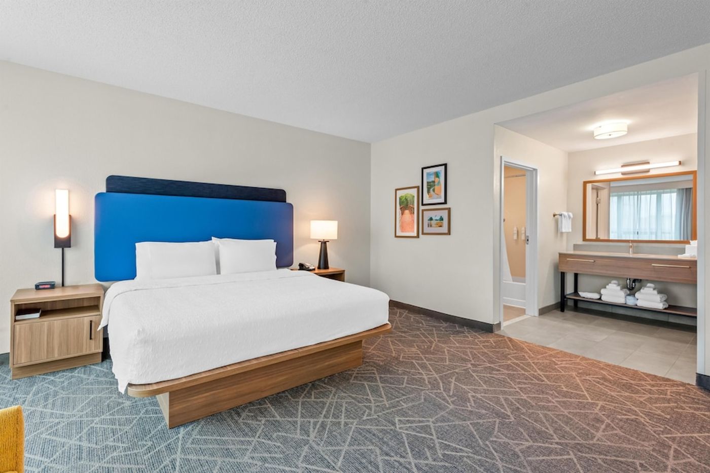 expedia-3162761-30