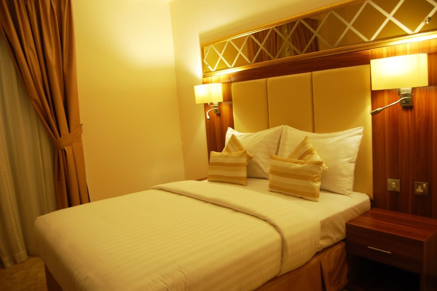 expedia-3163035-18