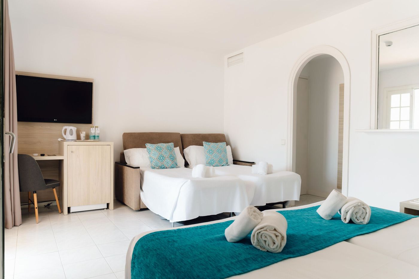 14.04.26 BlueSea Marina Parc