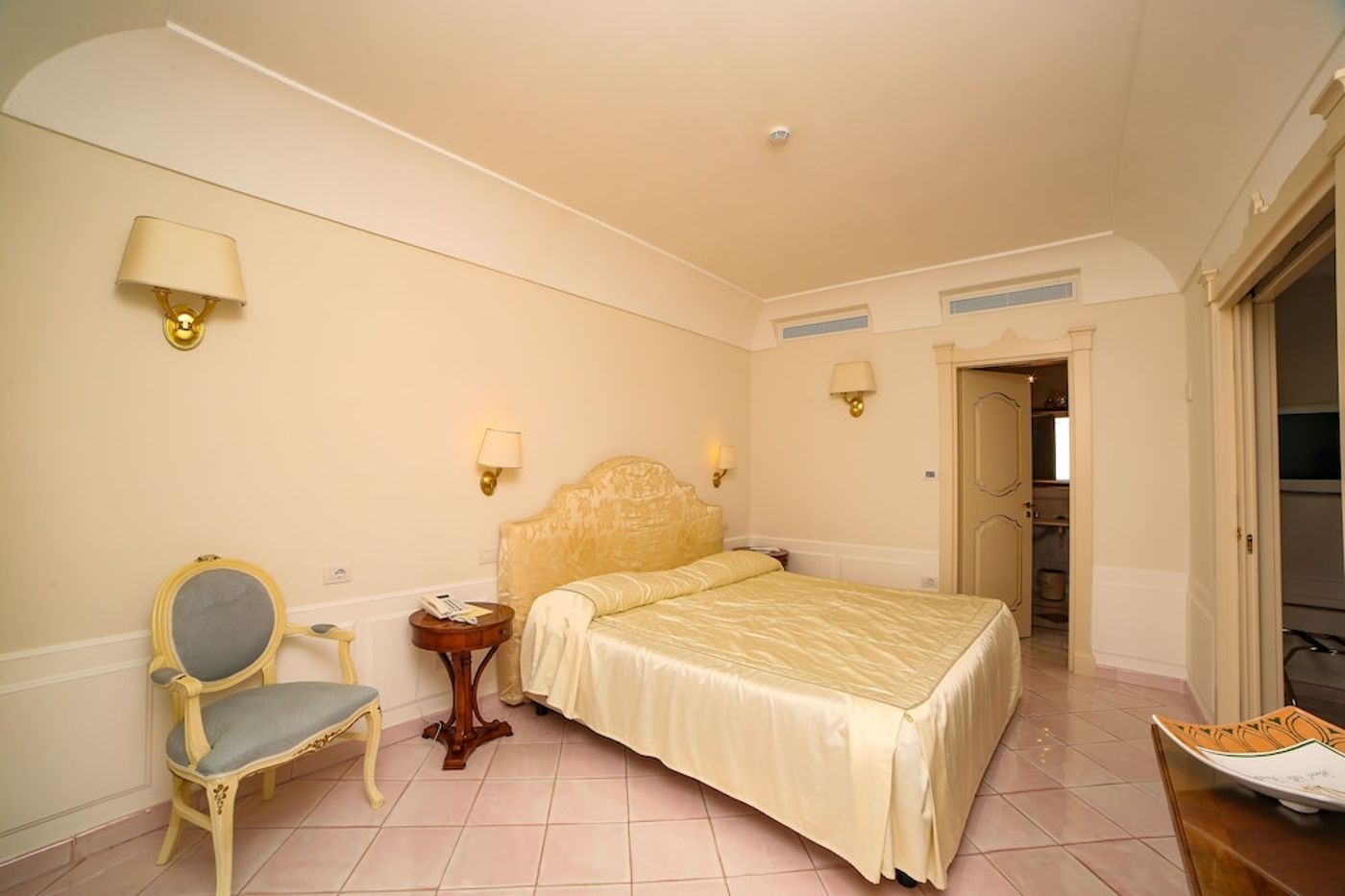 expedia-3166409-24
