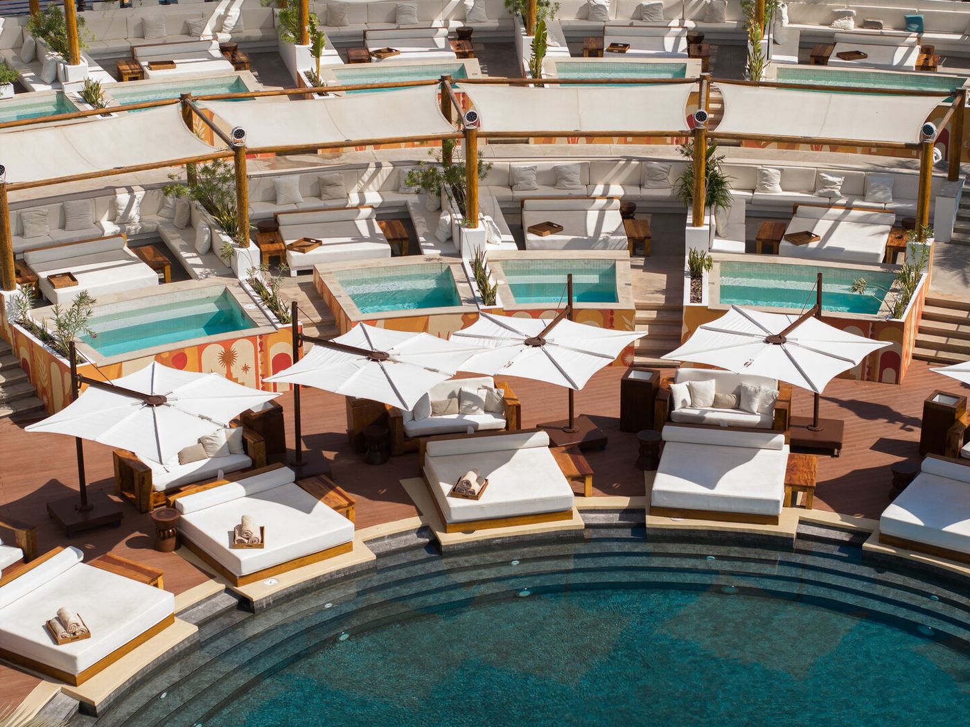 Nikki Beach Dubai 29.09