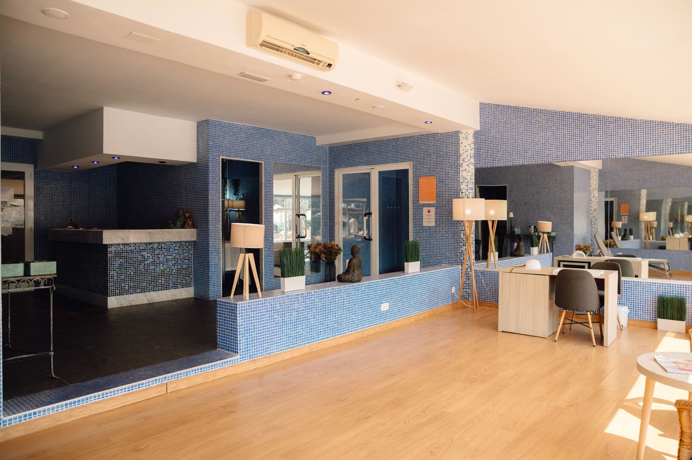 14.04.26 BlueSea Marina Parc