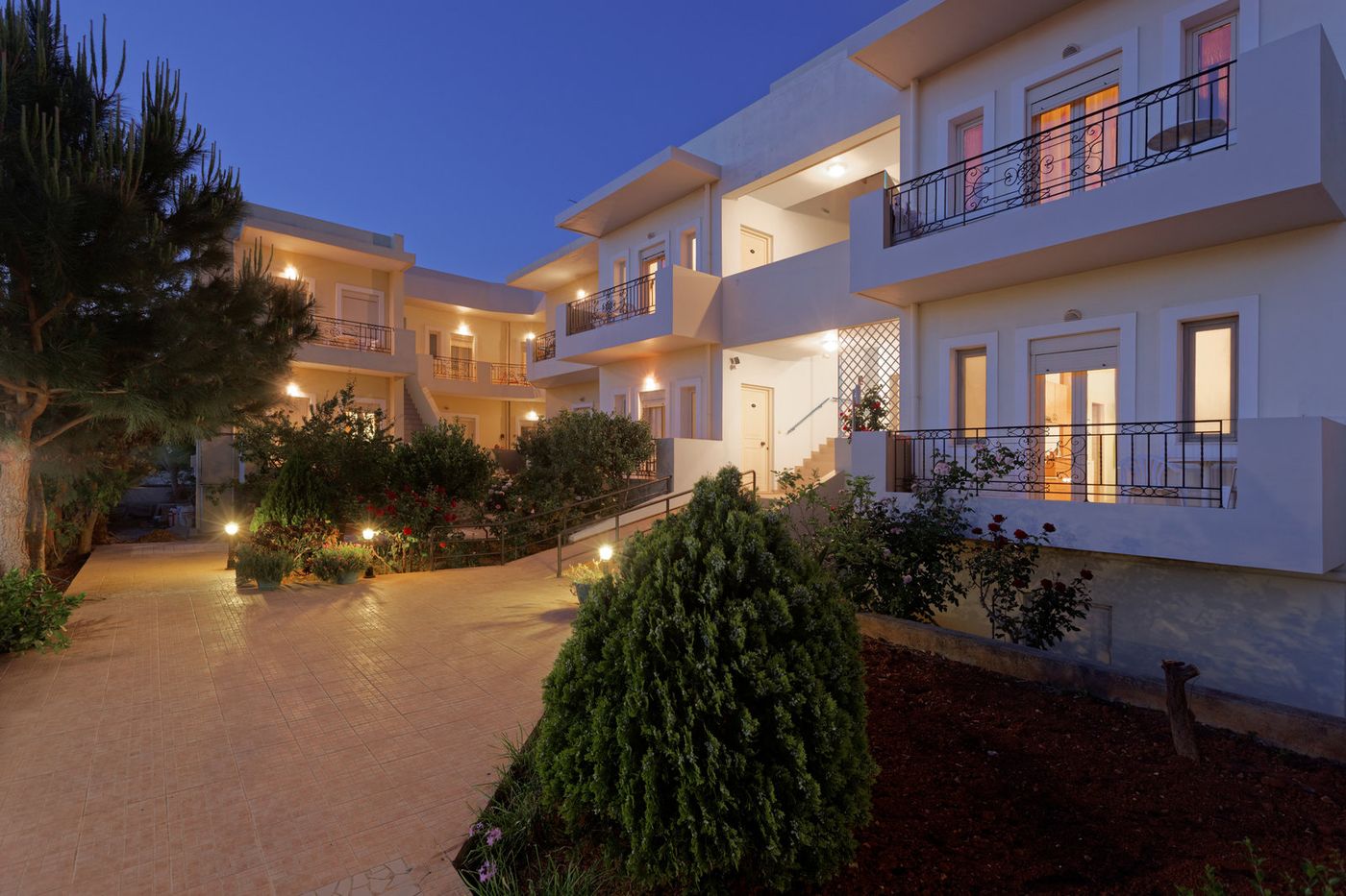 Fotis Studios & Apartments
