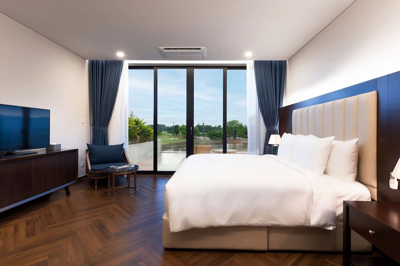 expedia-3166919-4