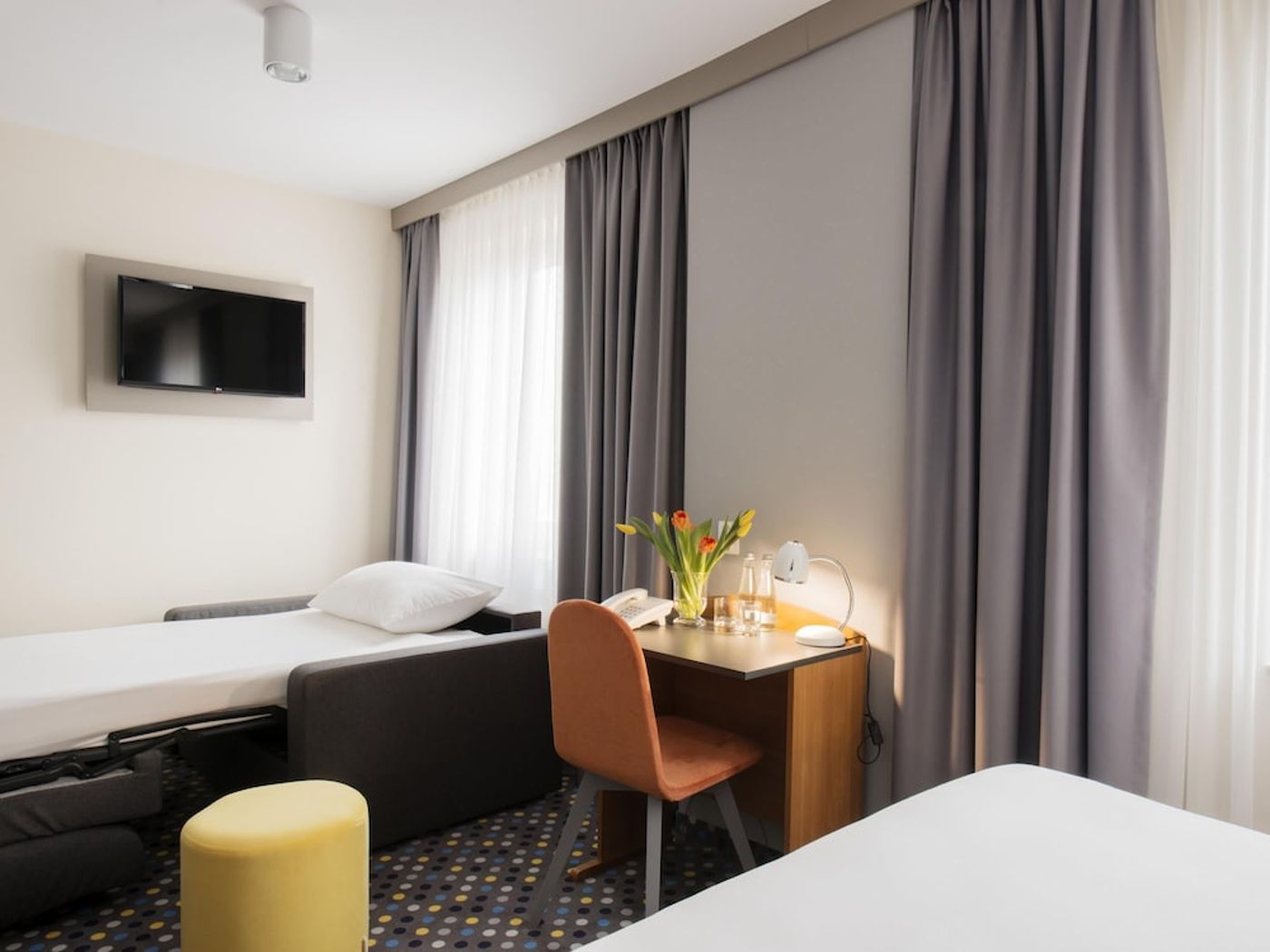 expedia-3165618-18