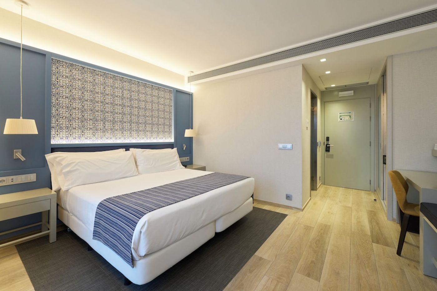 expedia-3157395-25