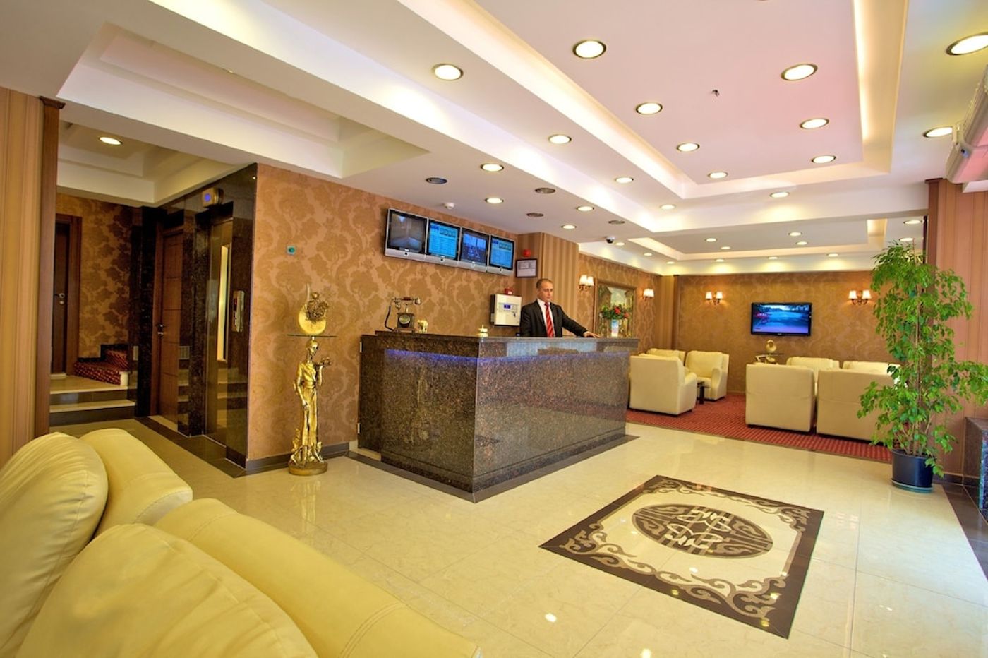 expedia-3161849-30