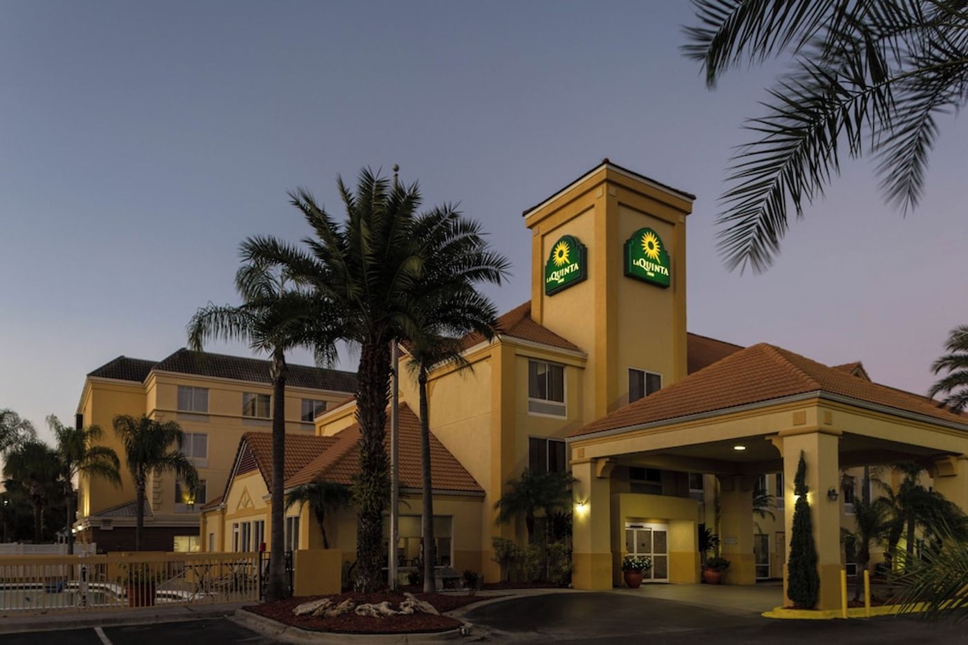 expedia-3166742-5