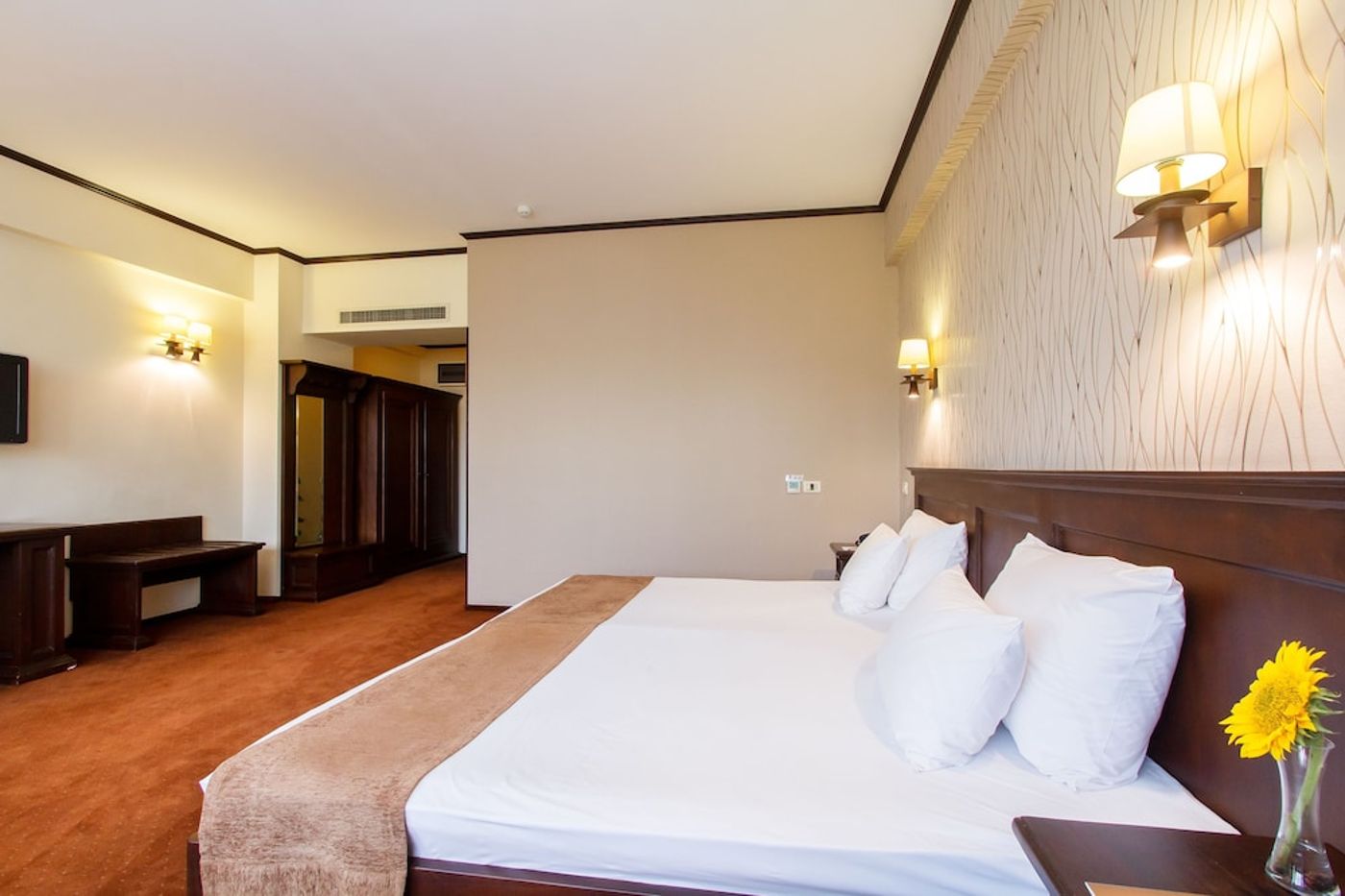 expedia-3164370-10