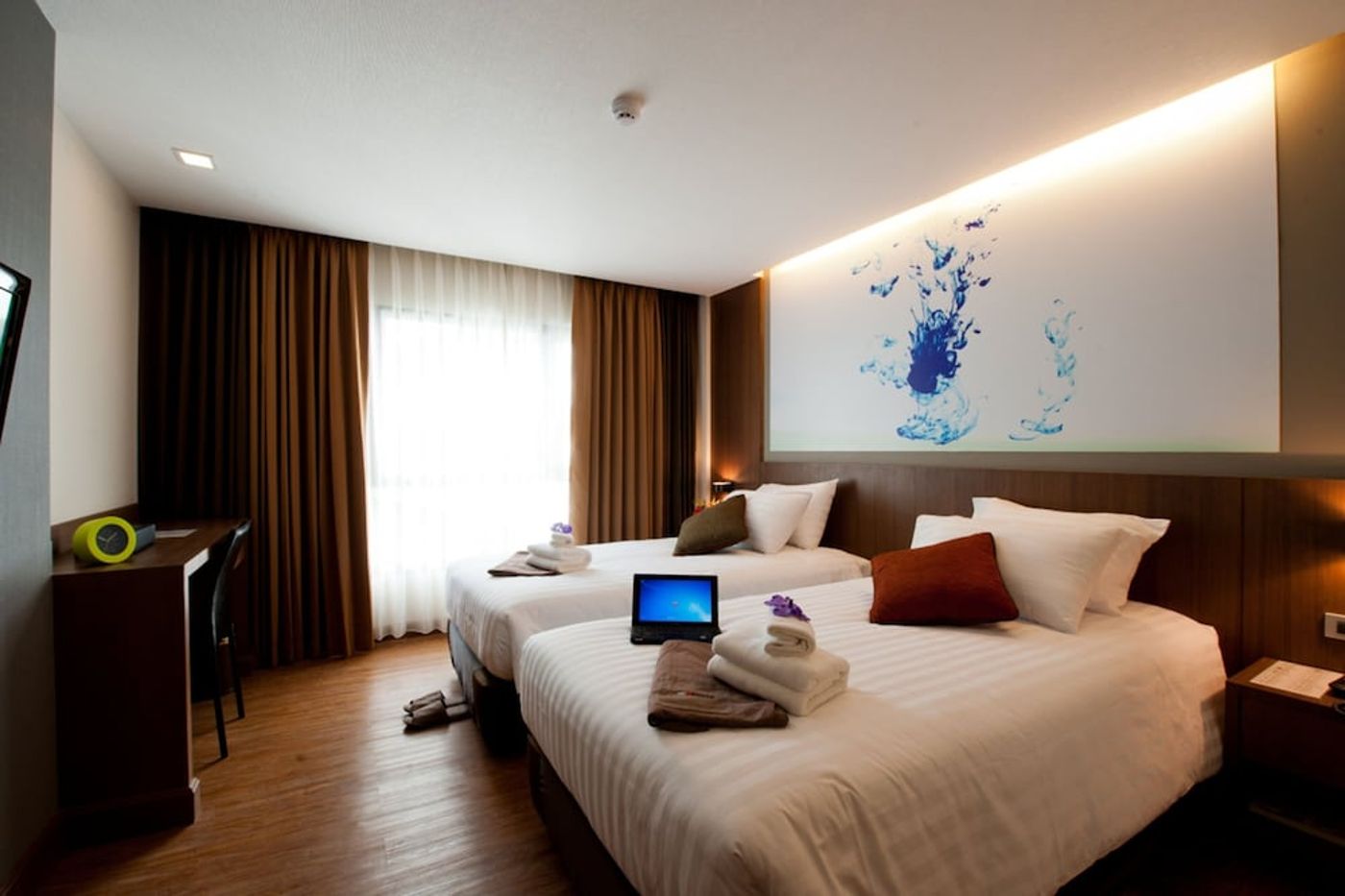 expedia-3162873-7