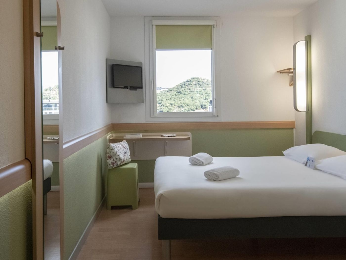 expedia-3157809-12