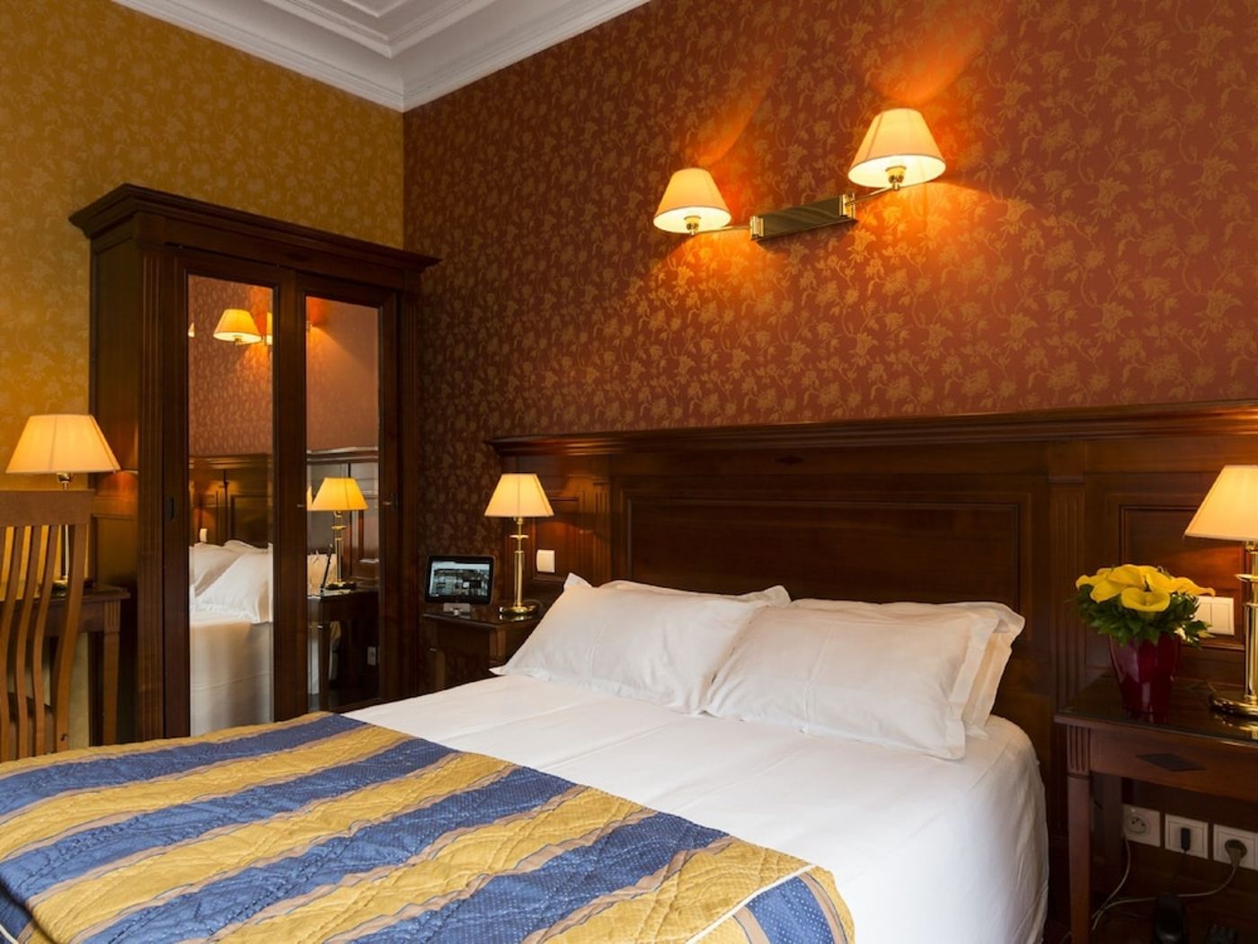 expedia-3165138-14
