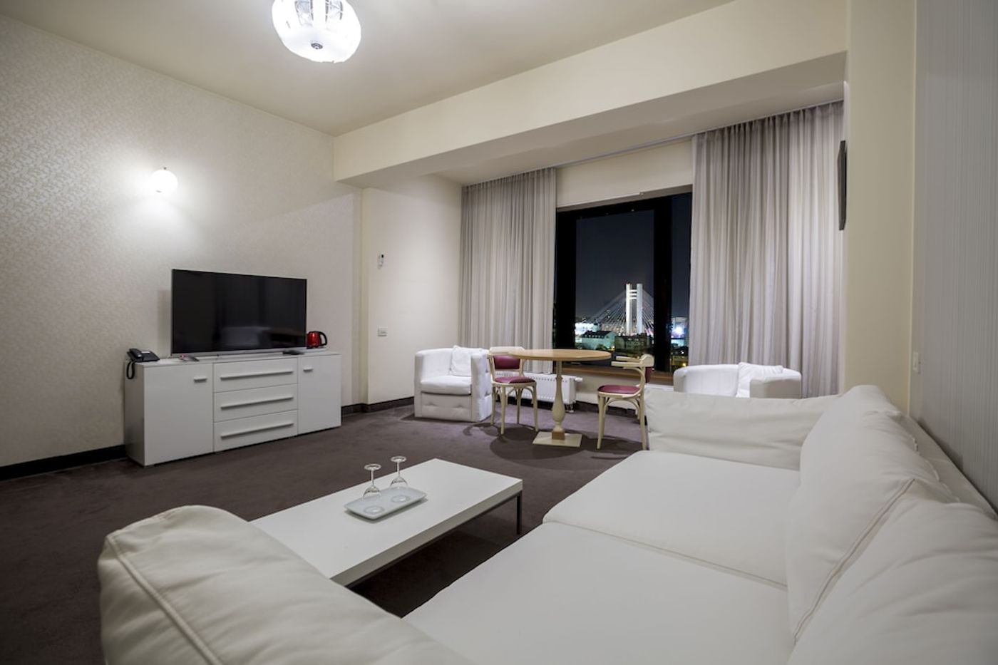 expedia-3161690-4