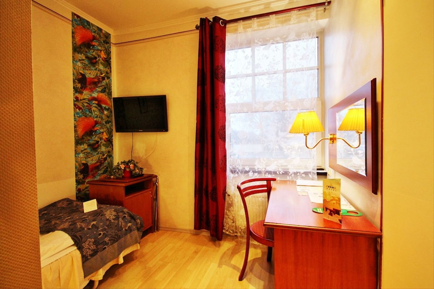 expedia-3165565-25