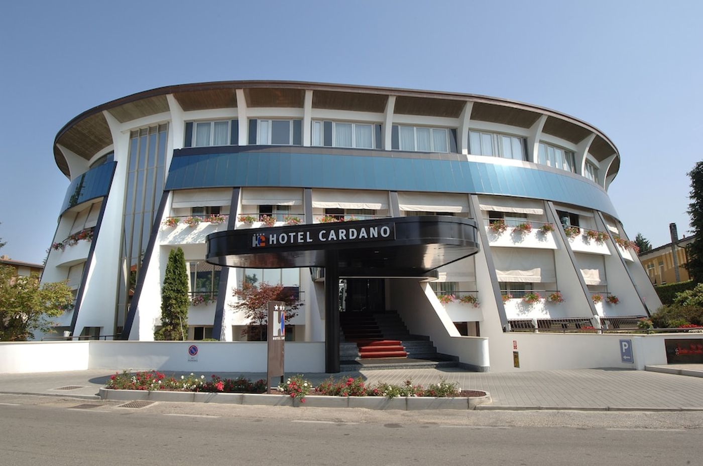 expedia-3159899-2